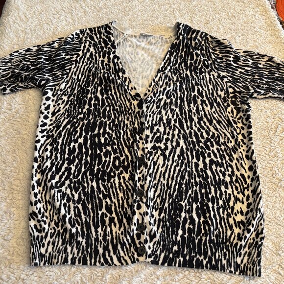 TALBOTS WOMAN Animal Zebra Print Cardigan Size X Sweater Black White Sh Sleeve - Picture 5 of 11